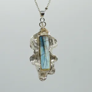 Bar-Cut Labradorite Pendant