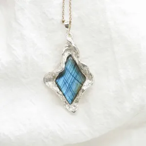 Rhombus Labradorite Pendant