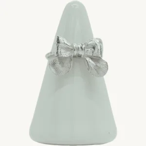 The Mini Bow Ring —— Made to Order